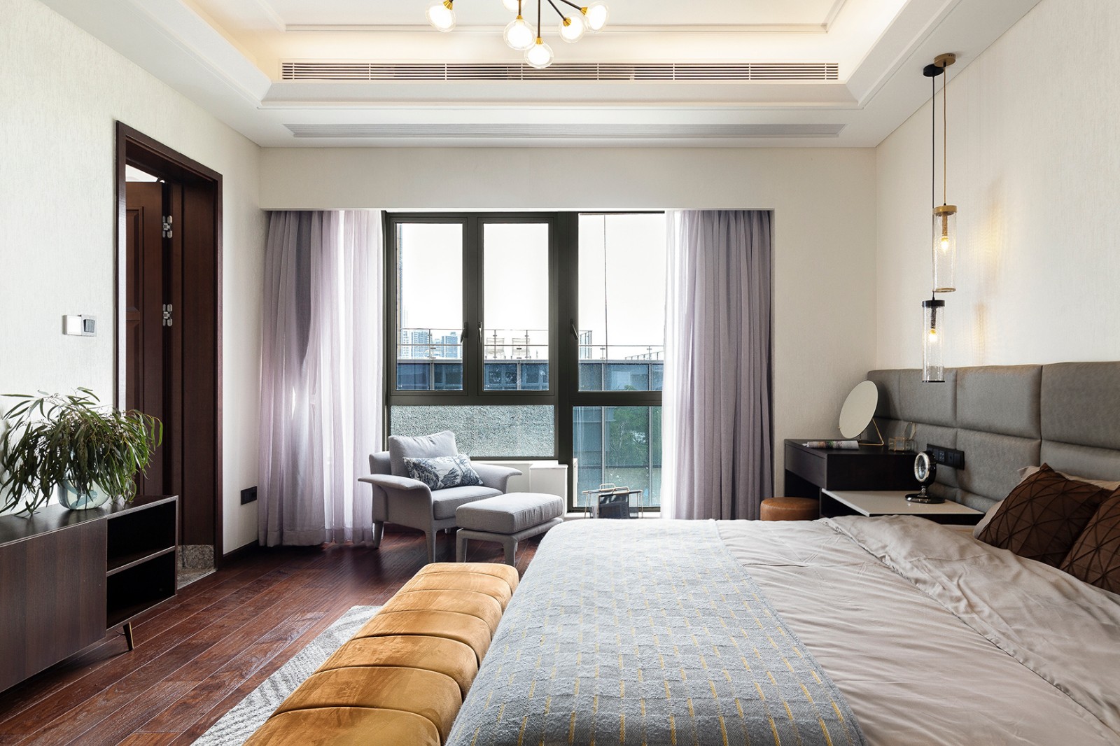 現(xiàn)代簡約室內裝修-臥室 現(xiàn)代簡約室內裝修-臥室