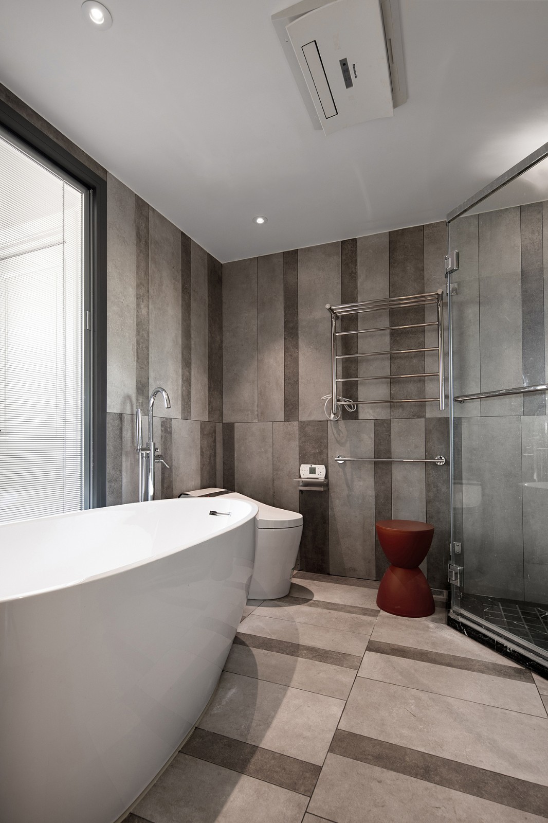 裝修公司現(xiàn)代極簡風格室內裝修效果圖-衛(wèi)生間 裝修公司現(xiàn)代極簡風格室內裝修效果圖-衛(wèi)生間