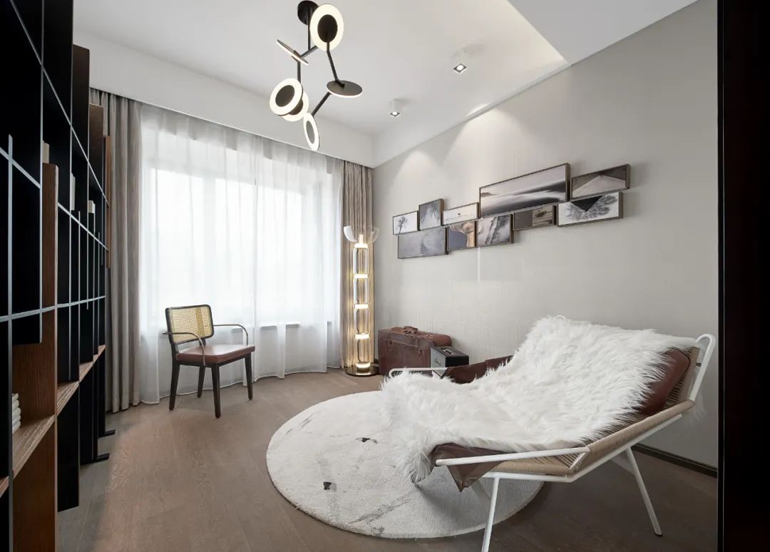 現(xiàn)代簡約風(fēng)格室內(nèi)設(shè)計家裝案例-書房 現(xiàn)代簡約風(fēng)格室內(nèi)設(shè)計家裝案例-書房