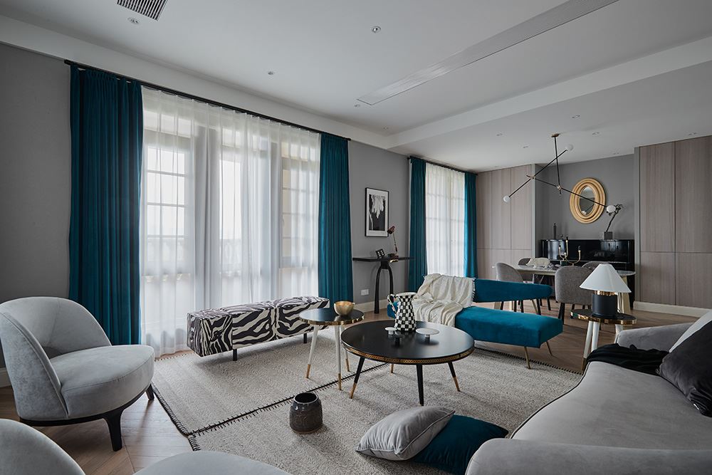 廣州市金碧花園輕奢風(fēng)格三居室裝修案例