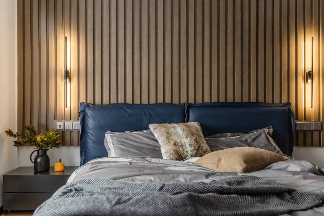 現(xiàn)代摩登風格室內(nèi)設計家裝案例-臥室