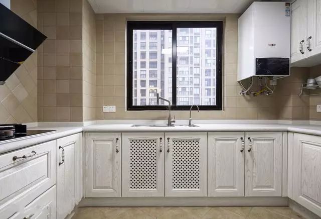 裝修公司美式風(fēng)格室內(nèi)裝修效果圖-廚房 裝修公司美式風(fēng)格室內(nèi)裝修效果圖-廚房