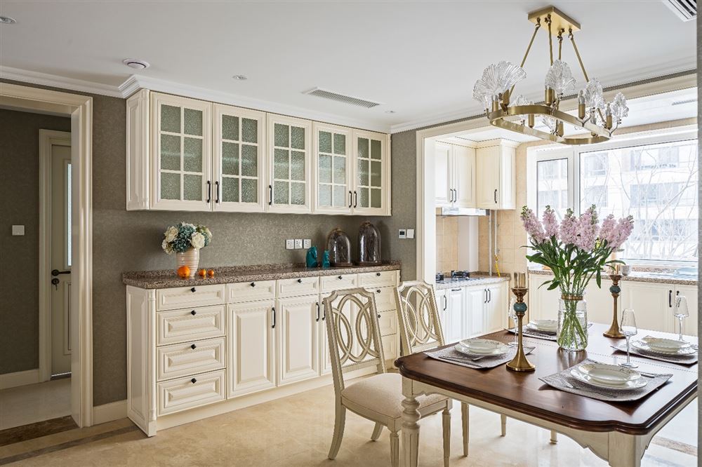 廣州市保利天悅美式風(fēng)格三居室裝修案例