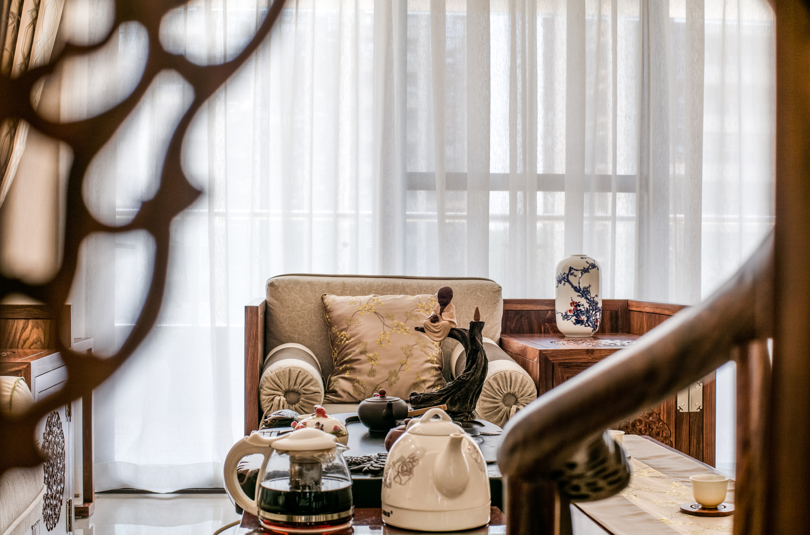 新中式風(fēng)格家裝設(shè)計室內(nèi)裝修效果圖-客廳茶幾 新中式風(fēng)格家裝設(shè)計室內(nèi)裝修效果圖-客廳茶幾