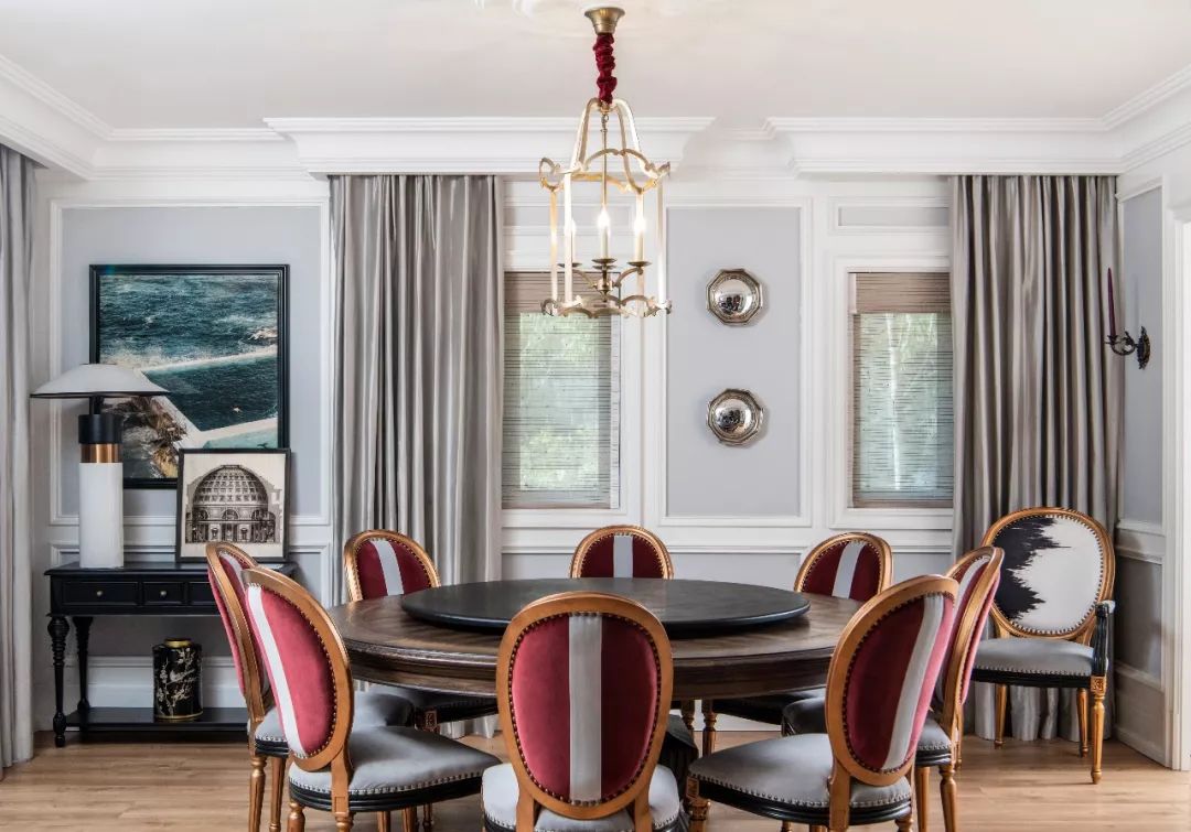 法式輕奢風(fēng)格{家裝設(shè)計(jì)別墅裝修效果圖-餐廳