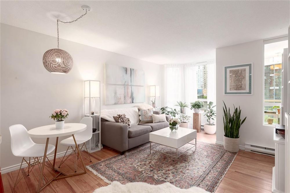 廣州市景新國(guó)際現(xiàn)代簡(jiǎn)約風(fēng)格二居室裝修案例