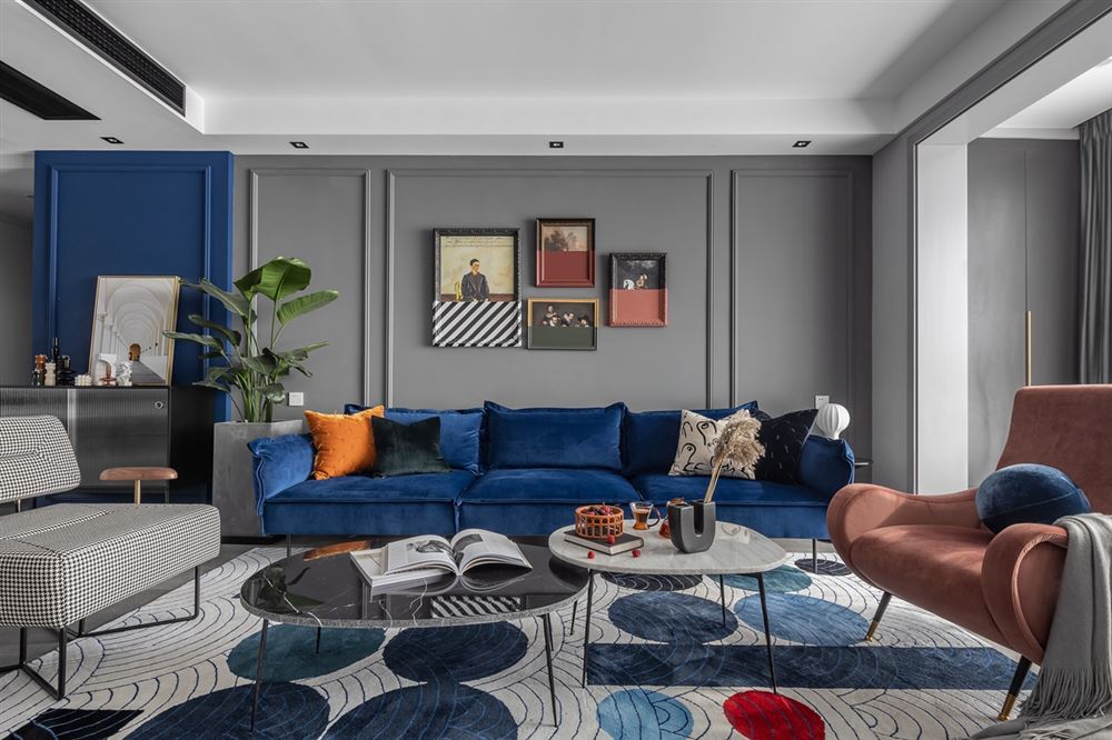 佛山市金地·招商臻玥府輕奢風(fēng)格三居室裝修案例