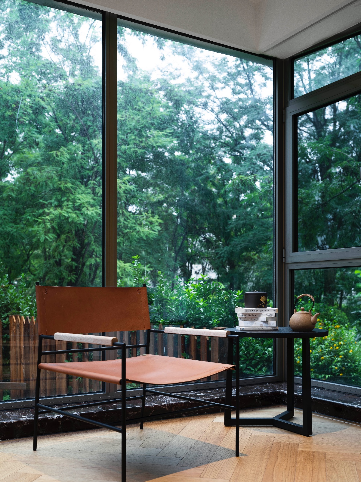 現(xiàn)代美式風格家裝設(shè)計室內(nèi)裝修效果圖-陽臺 現(xiàn)代美式風格家裝設(shè)計室內(nèi)裝修效果圖-陽臺