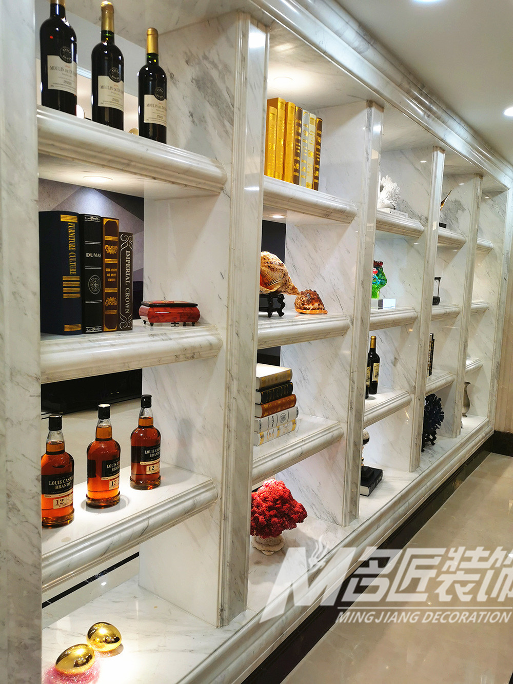 歐式別墅裝修設計-沙發(fā)背景墻 歐式別墅裝修設計-沙發(fā)背景墻