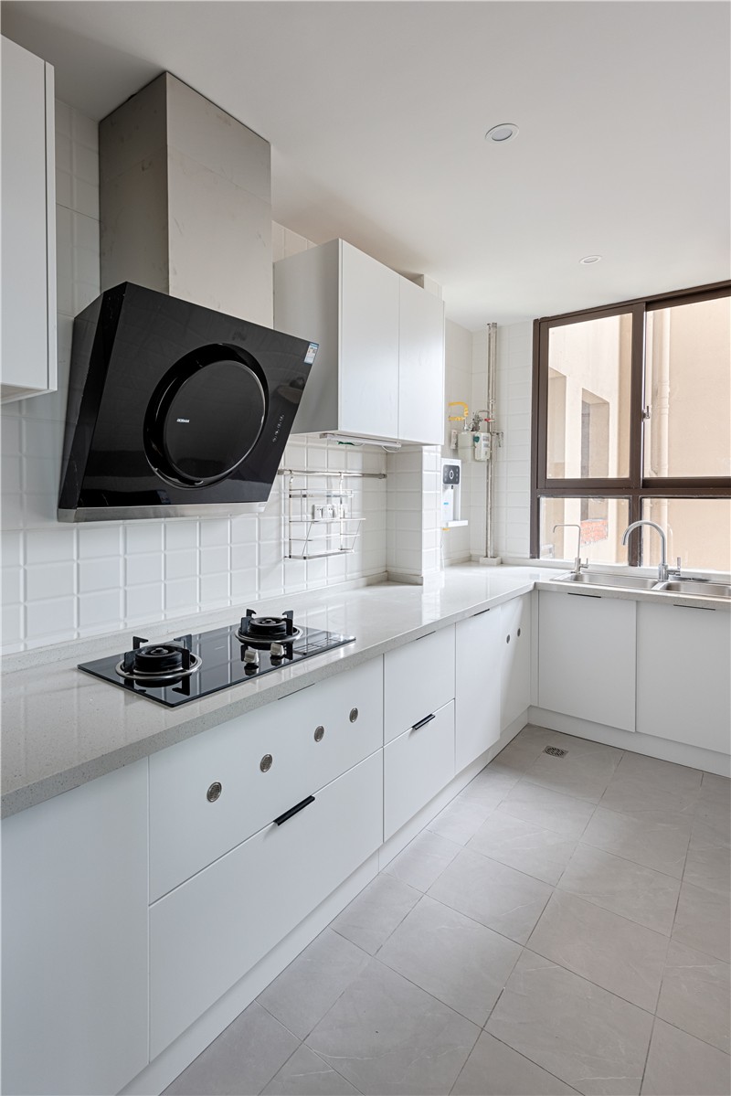 裝修案例簡歐風(fēng)格室內(nèi)裝修效果圖-廚房 裝修案例簡歐風(fēng)格室內(nèi)裝修效果圖-廚房