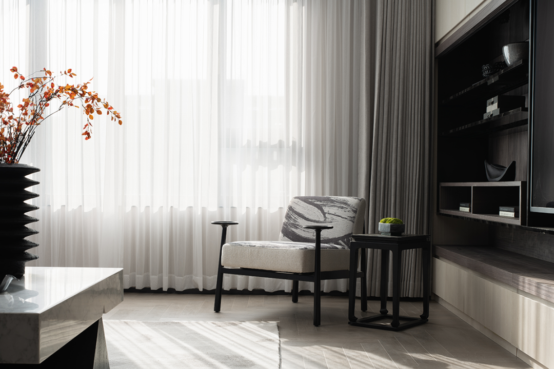 現(xiàn)代簡約黑白灰風格室內(nèi)設(shè)計家裝案例-客廳落地窗 現(xiàn)代簡約黑白灰風格室內(nèi)設(shè)計家裝案例-客廳落地窗