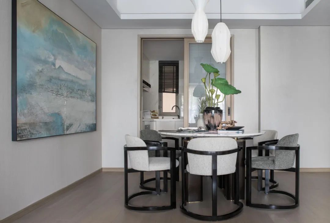 新中式風(fēng)格室內(nèi)設(shè)計家裝案例-餐廳 新中式風(fēng)格室內(nèi)設(shè)計家裝案例-餐廳