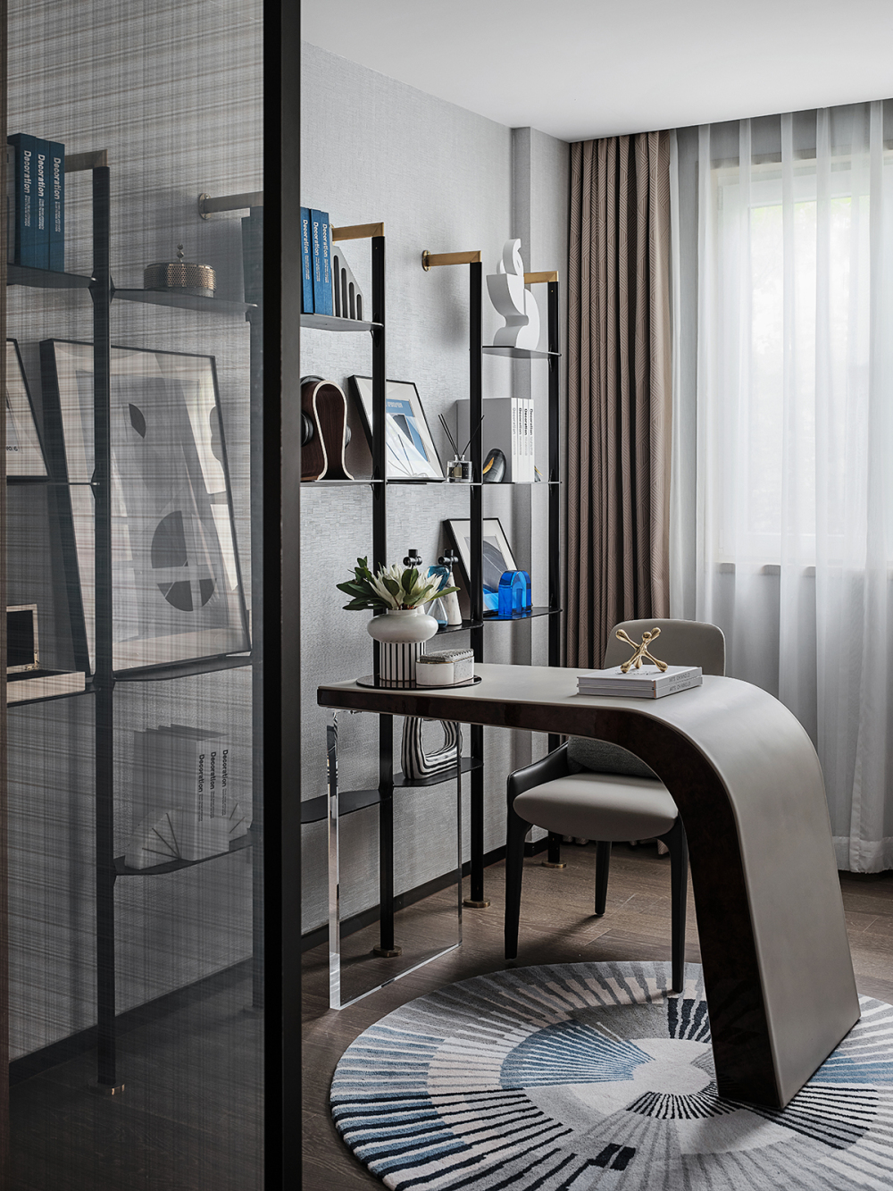 現(xiàn)代簡約風格室內(nèi)設計家裝案例-書房 現(xiàn)代簡約風格室內(nèi)設計家裝案例-書房