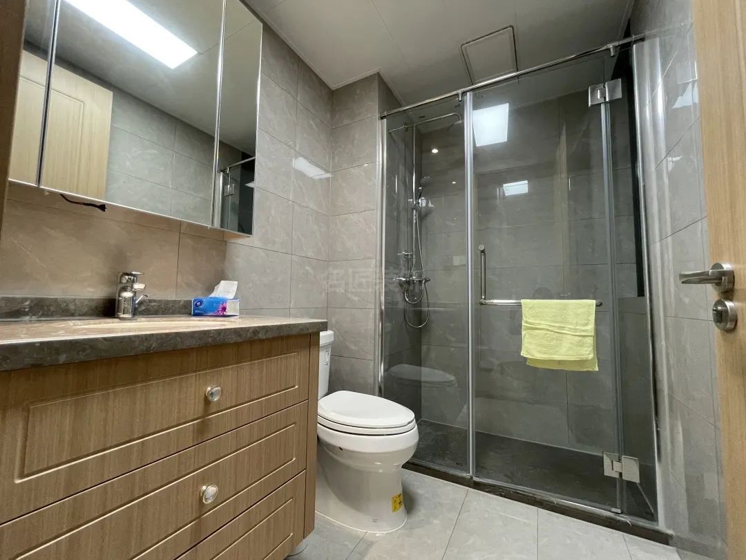 時(shí)代公館130㎡衛(wèi)生間2